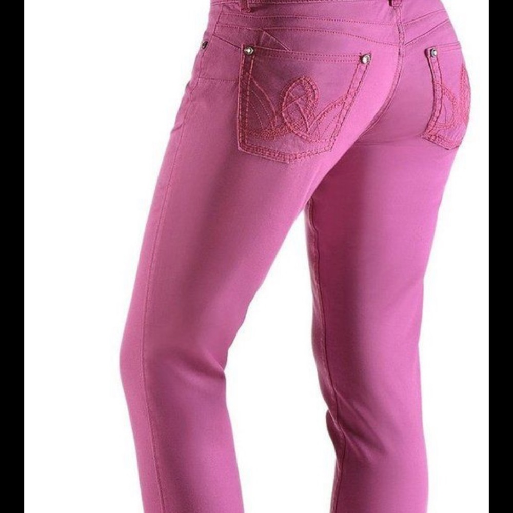 RARE Wrangler pink stretch jean, skinny
